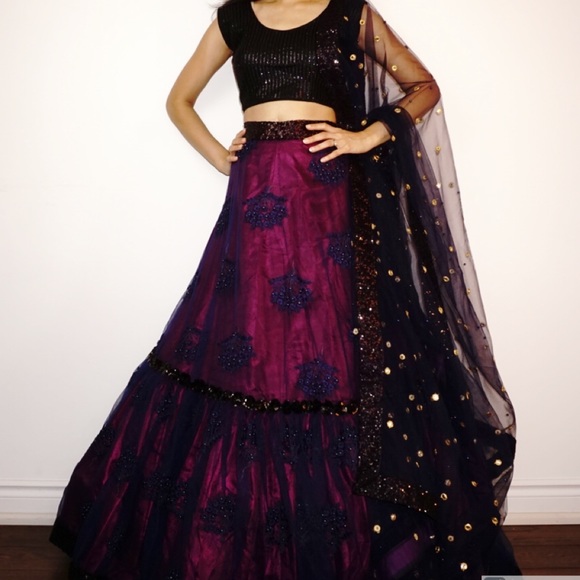 Madhu Lehenga Set - Picture 2 of 7